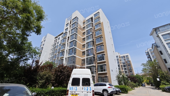 龙第世家花园外景图