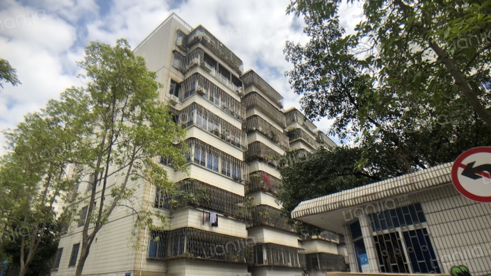 海关宿舍外景图