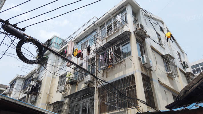 长虹路318号外景图