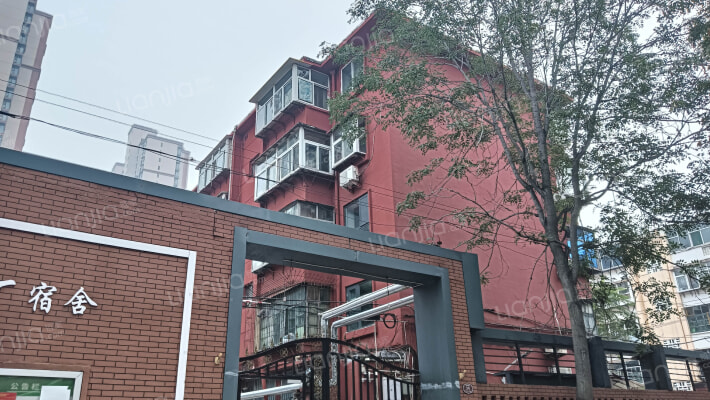 橡胶三厂宿舍外景图