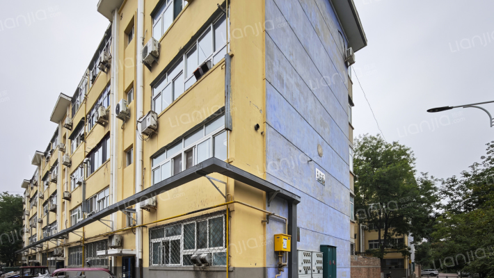 馨苑小区外景图