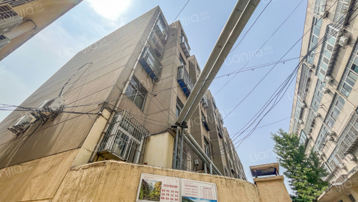 泰山区分局南关宿舍外景图