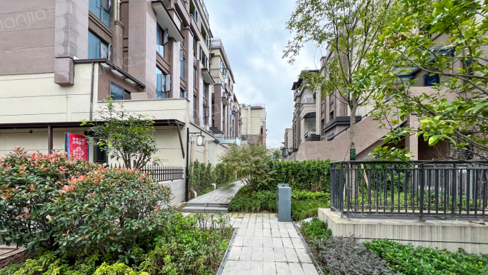 荣盛锦绣南山D区外景图