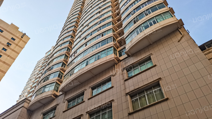 桂盐大厦外景图