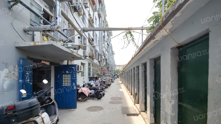 區政府宿舍外景图