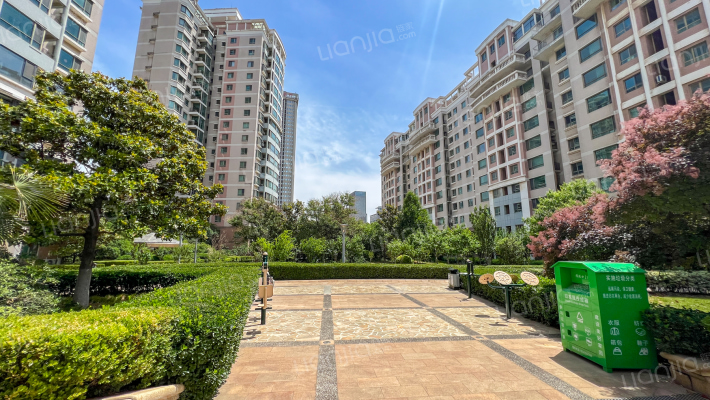 中润世纪城外景图