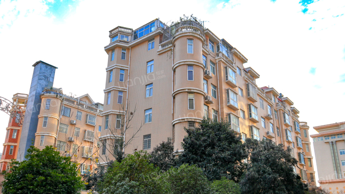 阳光花园外景图