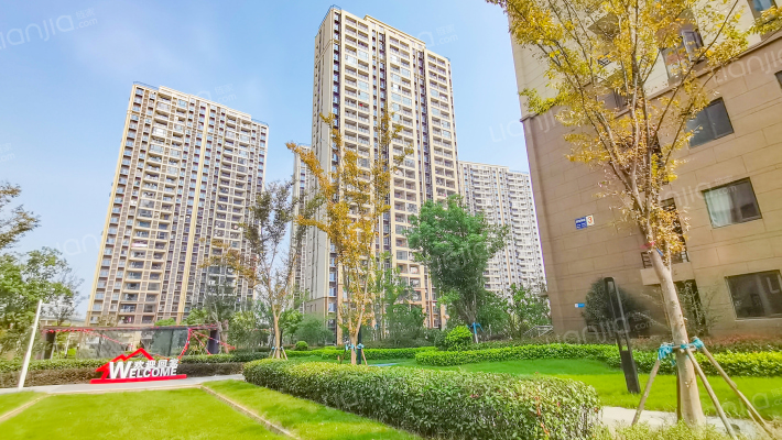 蔚蓝锦苑外景图