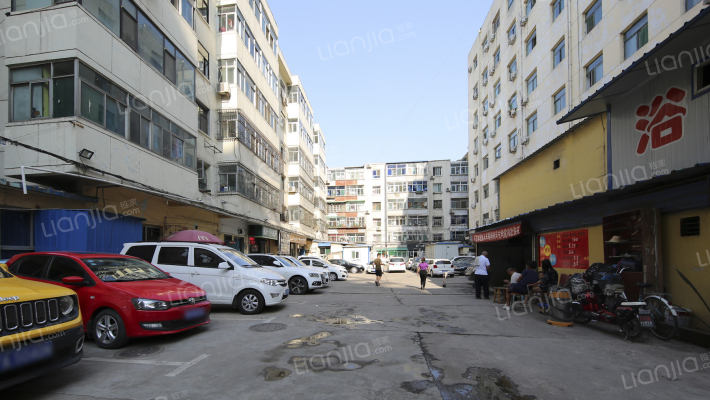 后街公寓小区外景图