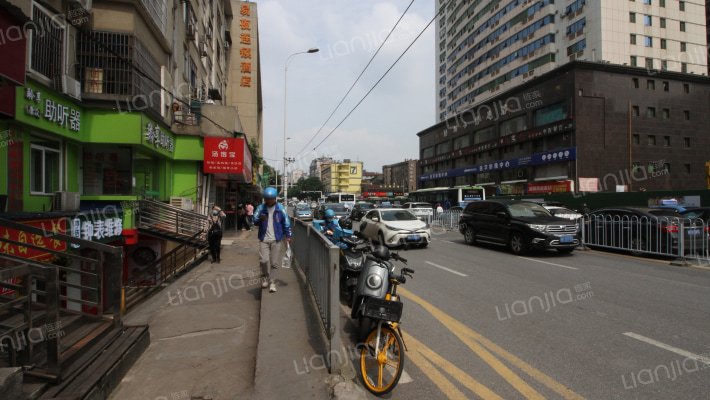湘视器材宿舍外景图