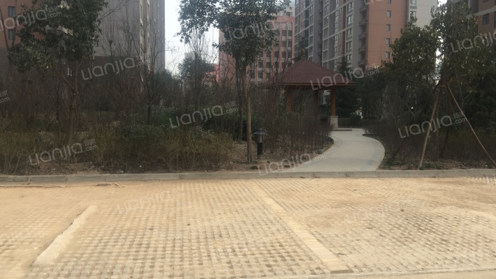 西安荣城名苑房价怎么样荣城名苑房源户型图小区车位交通地址详情分析