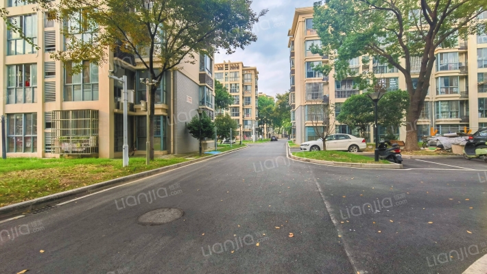 新安花苑一区外景图