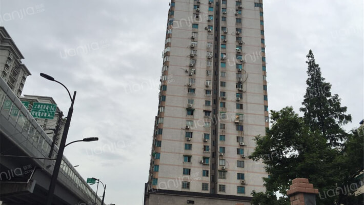 日森大厦外景图