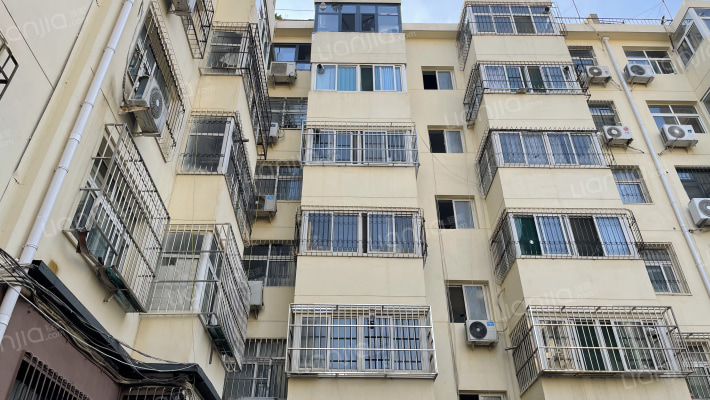 健怡花园外景图