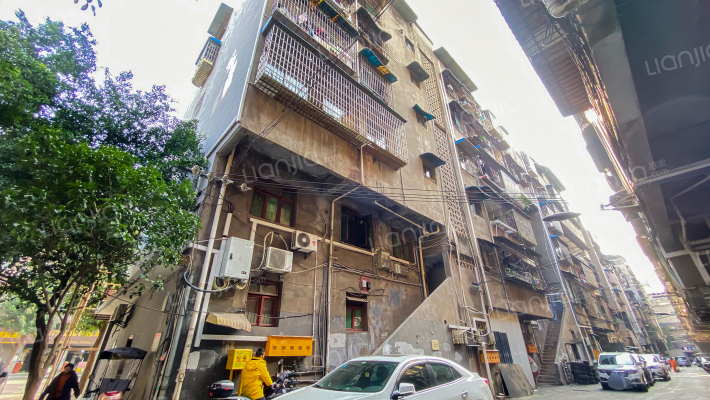 璧铜路203号外景图