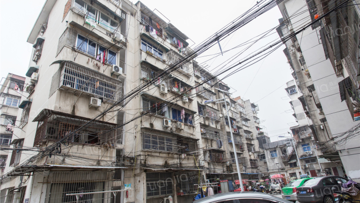 东苑小区外景图