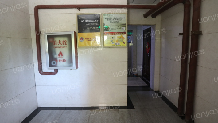 领秀长风悦秀园外景图