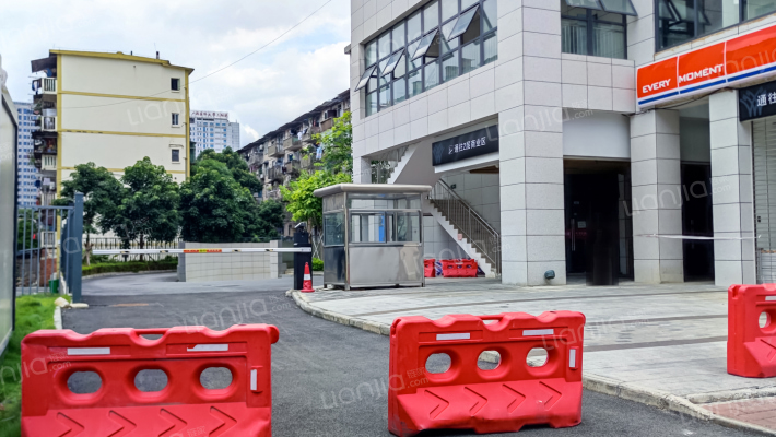 轨道御水雅居外景图