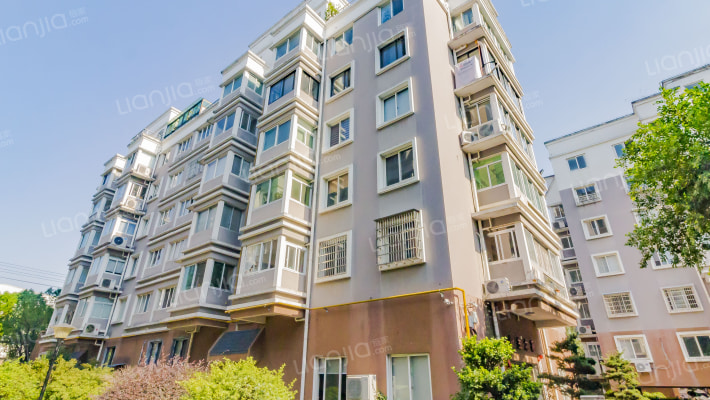 国发花园外景图