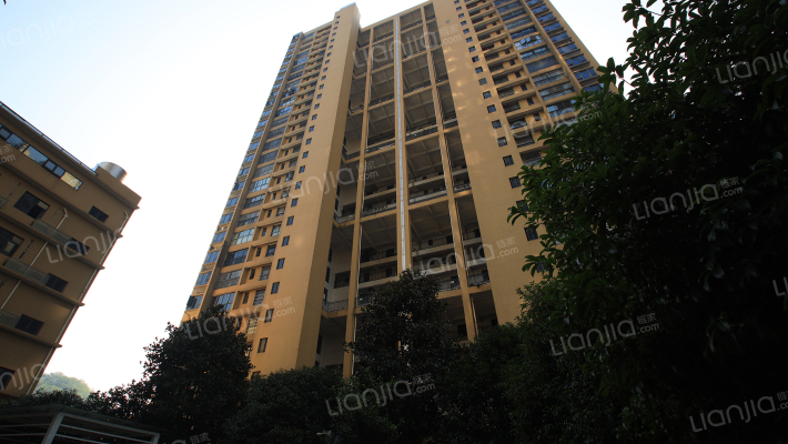 恒鑫山水卿卿外景图