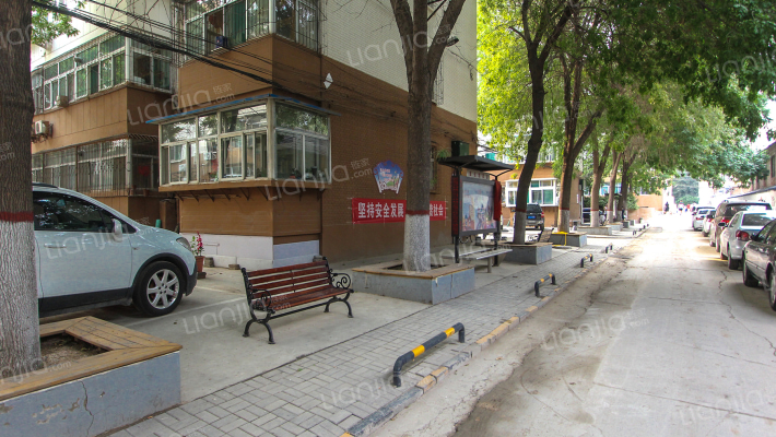 机械施工公司西区外景图