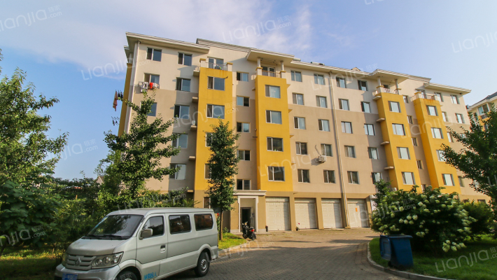 园林样板小区外景图