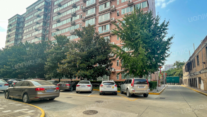 中铁二十局家属院外景图