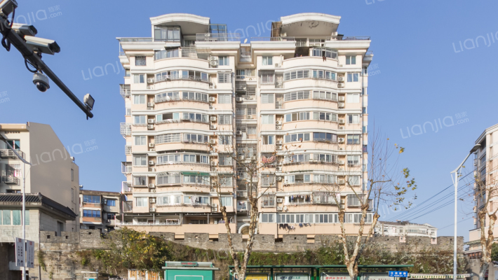 剡城公寓外景图