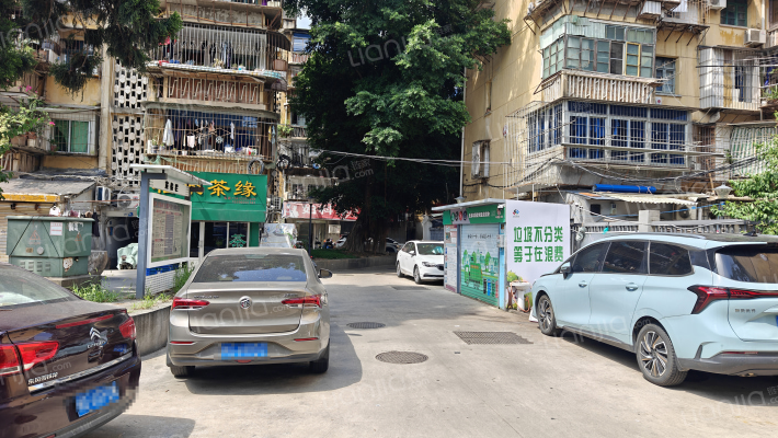 火车站新村外景图