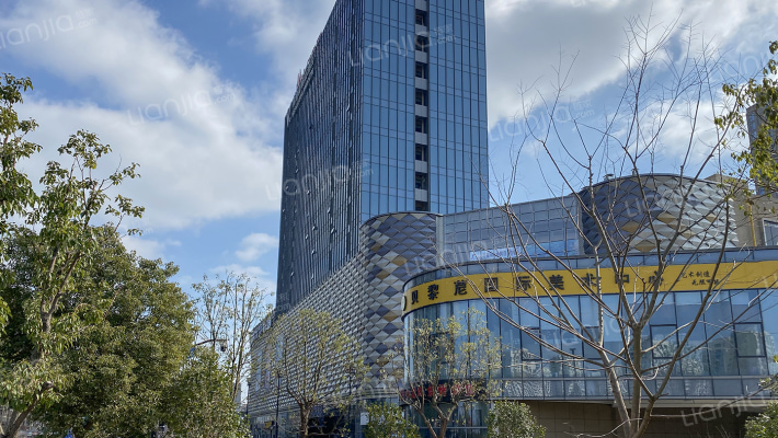 崇贤上亿广场外景图