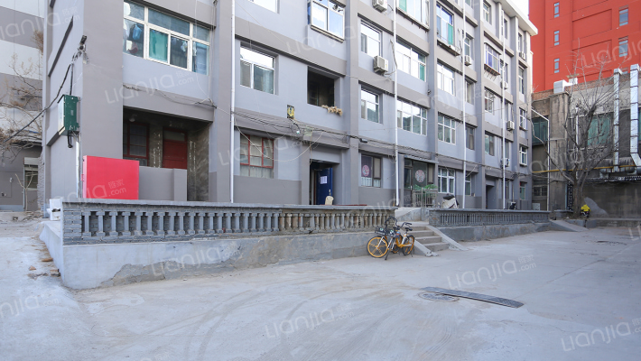 天一宫宿舍外景图