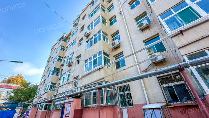 中行小区外景图