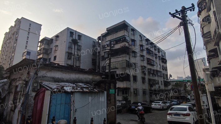 海秀中路62-2号外景图