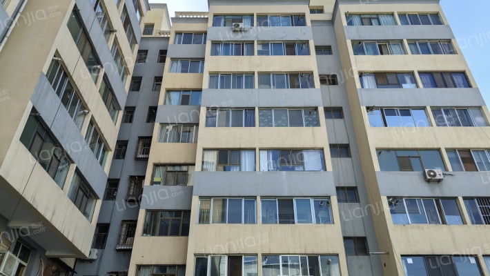 市政家属院外景图