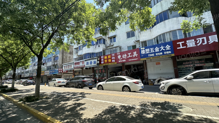 东关综合楼外景图