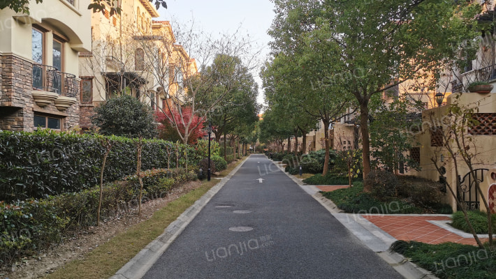 同润蓝美俊庭外景图