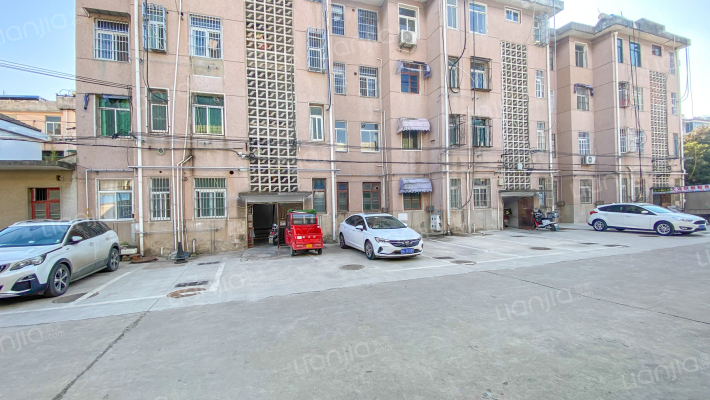 肥东农行宿舍外景图