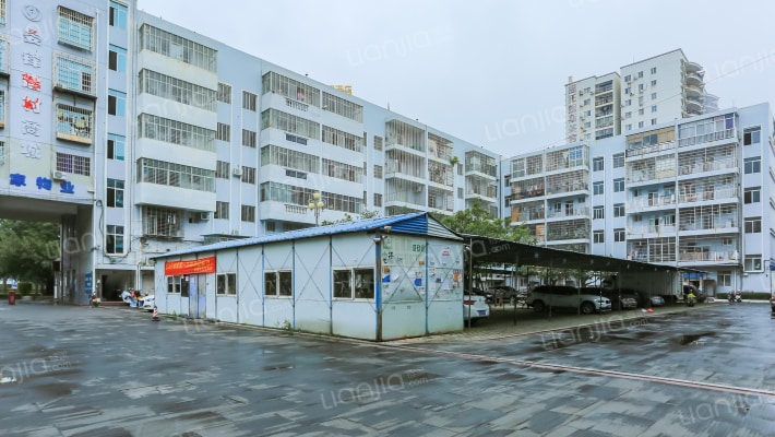 晏锋建材商城外景图