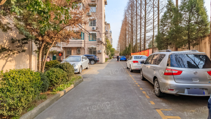 上海春花苑房价怎么样春花苑房源户型图小区车位交通地址详情分析