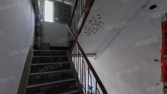 金刚堰十三冶园丁楼外景图