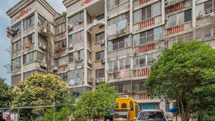 安康碧霞小区外景图