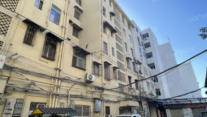 菜市综合楼外景图