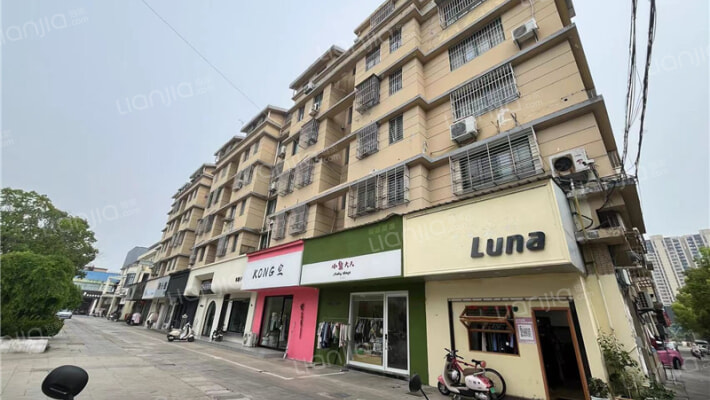 名都广场外景图