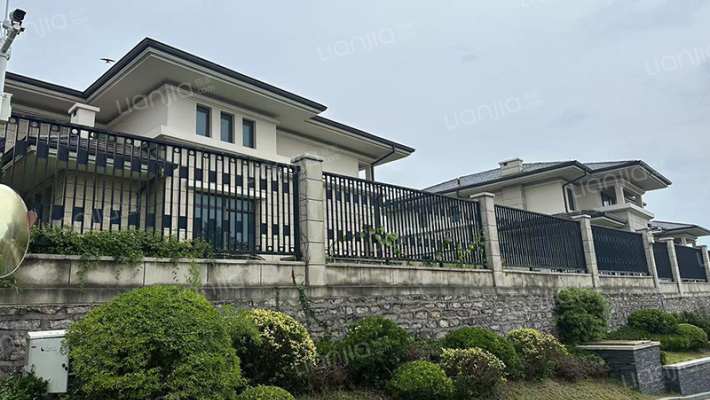 浮烟山中泰城一期外景图