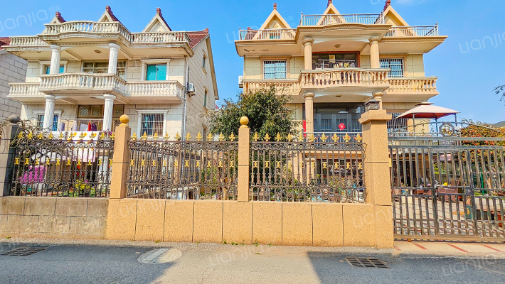 张汇村综合楼外景图