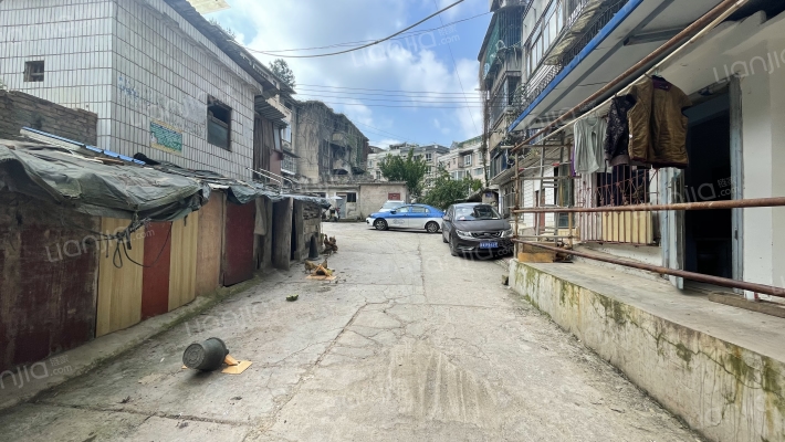 黔春路69号外景图