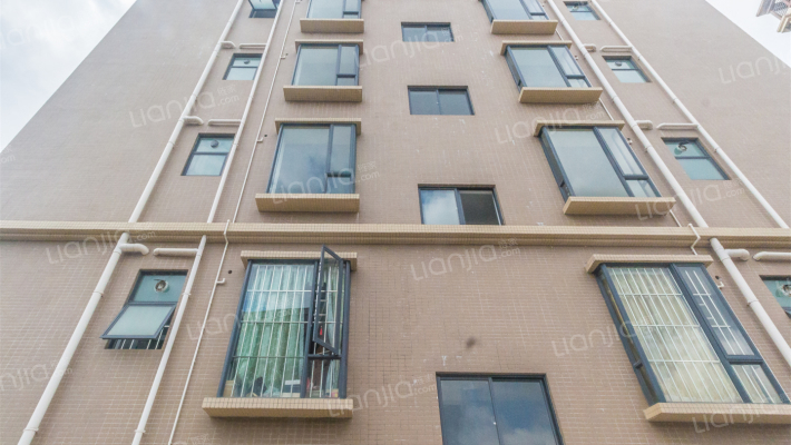 泉安臻品外景图