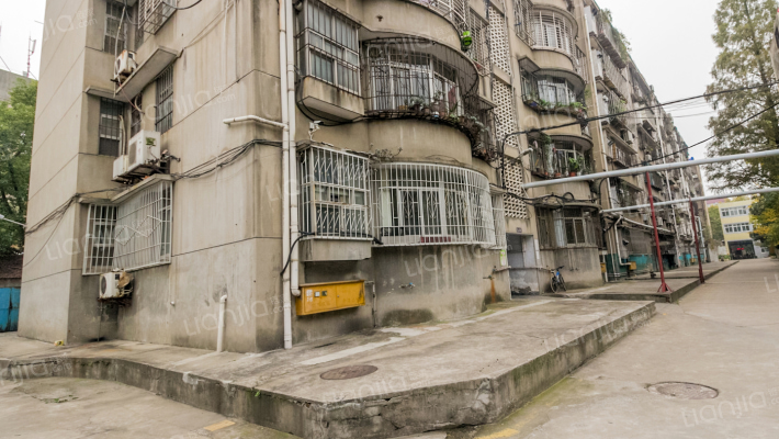 市直一幼家属院外景图