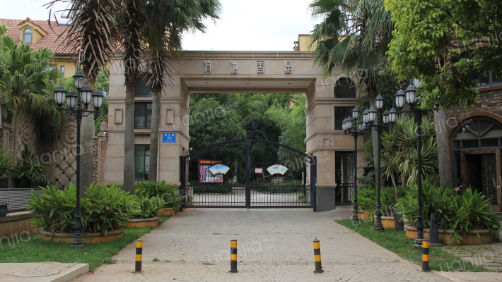 滇池香缇外景图