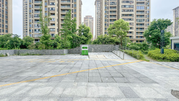 罗西住宅区十三组团外景图